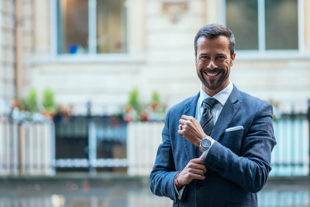 A CEO is getting ready for a board meeting. Learn to use structure as guidance while embracing the unpredictability of real leadership challenges.