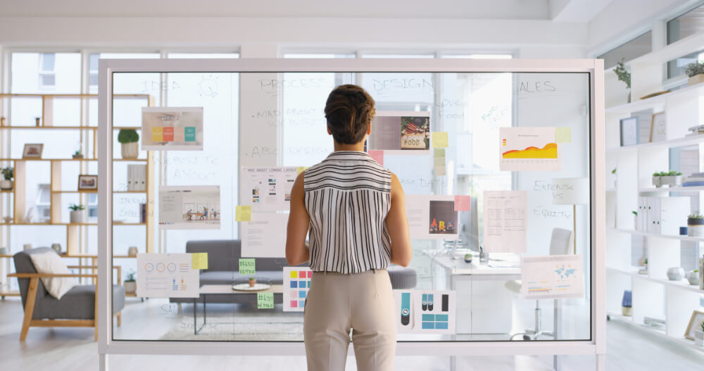 A power stance isn’t just about posture—it’s about embodying a variety of leadership qualities.
