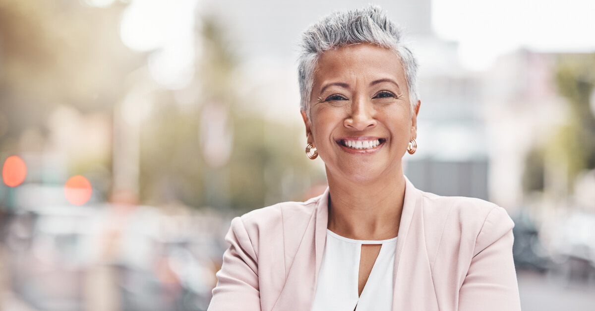 Discover how body language can strengthen or weaken your leadership. Align your gestures and posture to boost executive presence and convey authority with ease. (Feat. Image - SE)