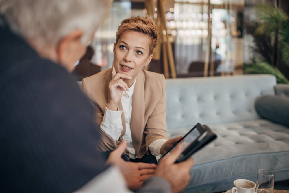 A senior executive is pushing for a deal that gives him extra benefits rather than aiming for a win-win. Pay attention to short-term, self-focused behavior—it often signals an Opportunist mindset.