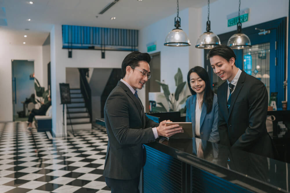 A customer manager is going above and beyond to keep guests happy while avoiding conflict. dev stages - rep meeting Notice when harmony comes at the cost of progress, and encourage safe risk-taking.